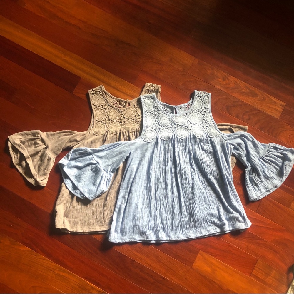 Set of 2 Shirts ✨